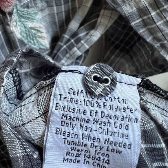 Johnny Was NWT Embroidered Button Up Shirt Plaid Sz S Western Boho Gray Long Slv - Picture 8 of 8